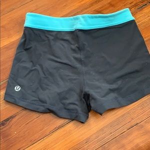 Lululemon slate grey spandex  shorts